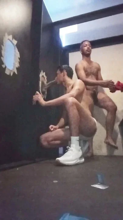 Black and white in glory hole Clip 1