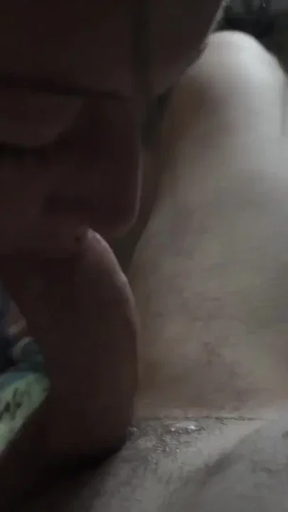 YOUNG GIRL CHEATING GIRLFRIEND SUCKS MY COCK Clip 1