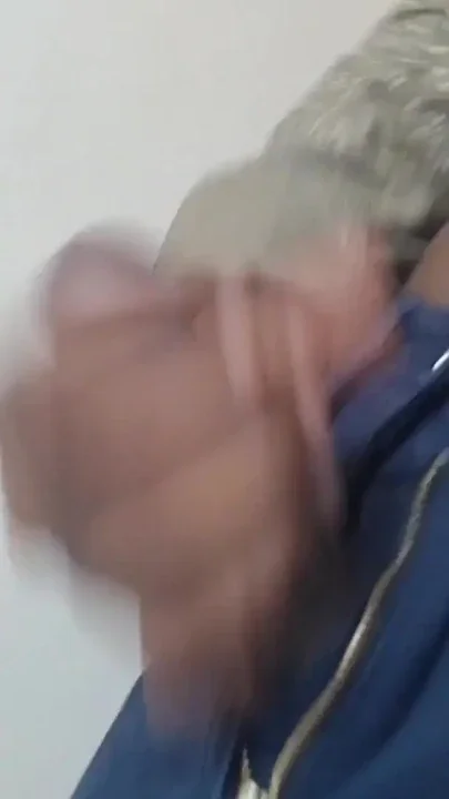 Hand job on my bedroom at time of afternoon feeling sexy Clip 2