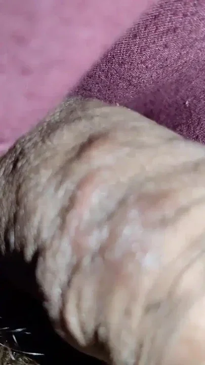 Public place hand job Clip 2