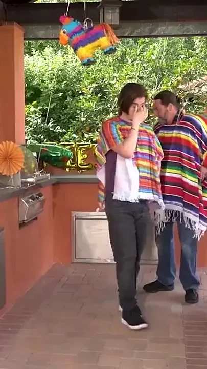 Her Stepbrother Covered for Her so Now She Has to Suck His Dick Like His Girlfriend Would