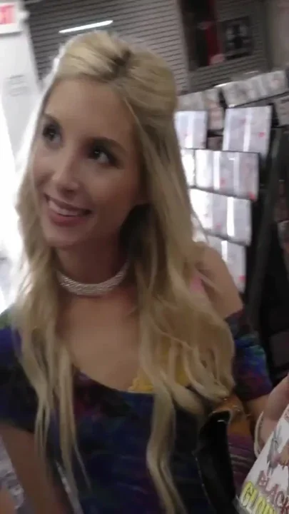 Piper Perri and Sierra Nicole share black cock gloryhole