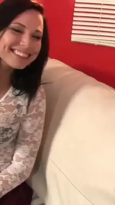 Please don't stop to fuck my pussy