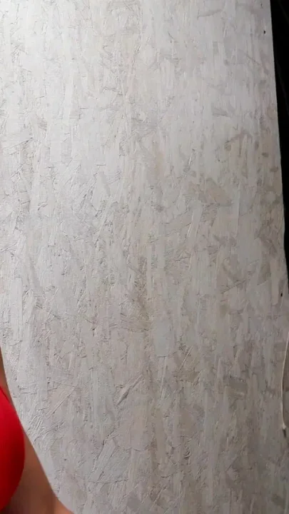 Halle Hayes wants to spice up her sex life