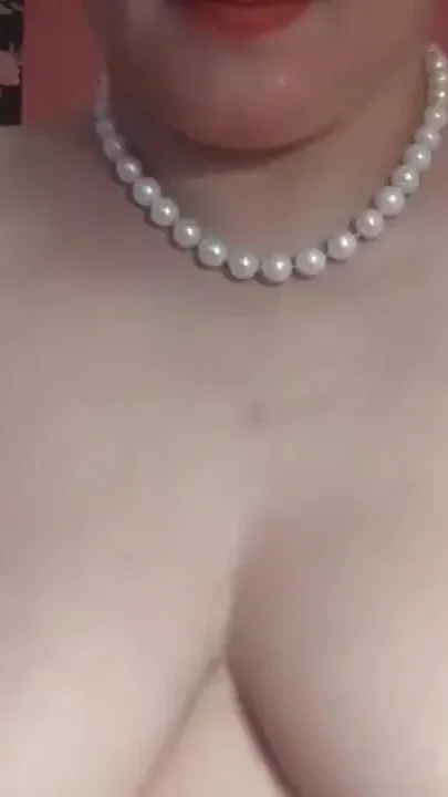 Vibe my nipplesclit and assrough fuck