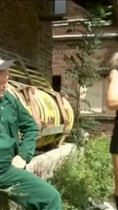 Sexy slut of the city screwed by a dirty farmer