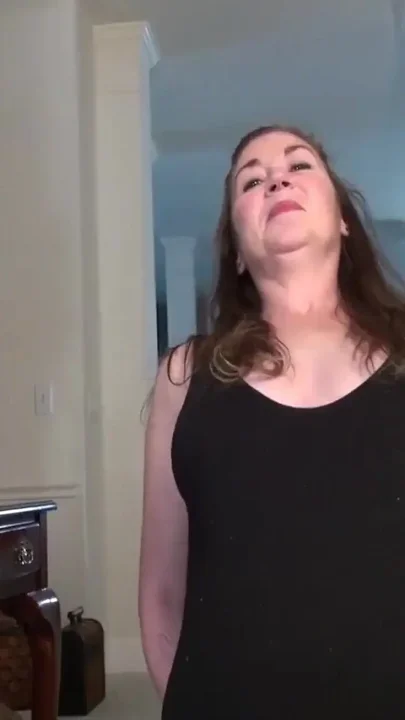 AuntJudys - Doing yoga with 42yr-old Stepauntie Isabella Virtual POV