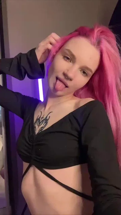 No panties No rules Subscribers see it all