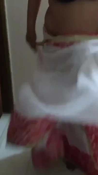 Punjabi Stepmother in Law Wearing Saree Blouse When Hot Son in Law Saw Her and