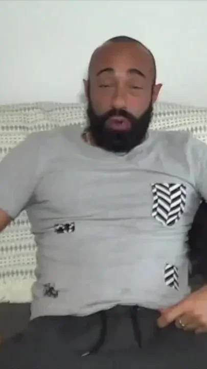Kosmin fucked bareback by the xxl cock of Gianni Maggio rough