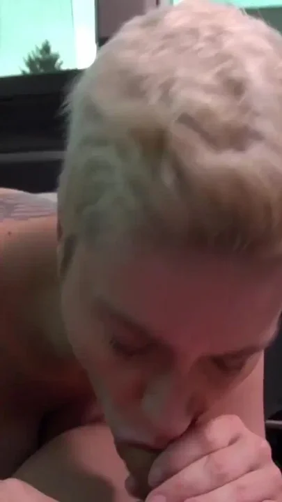 Punk babe wants hardcore sex because soft fuck is for losers