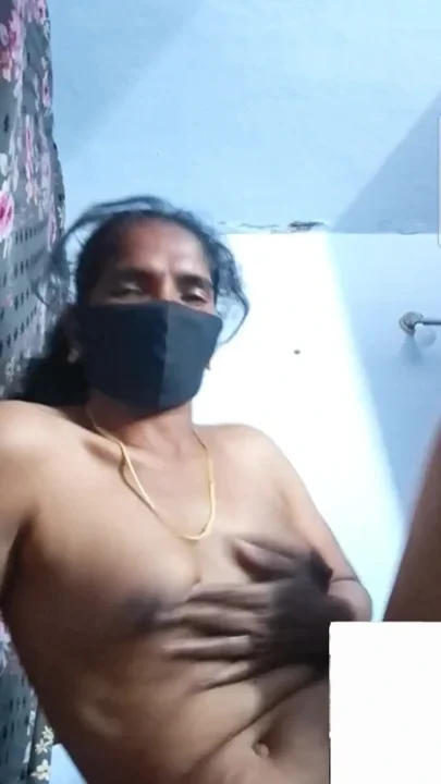 Tamil aunty red inner video call service Clip 1