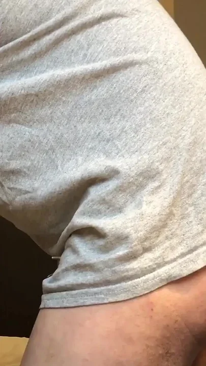Impossible Not to Ejaculate During an Anal Vegetable Insertion