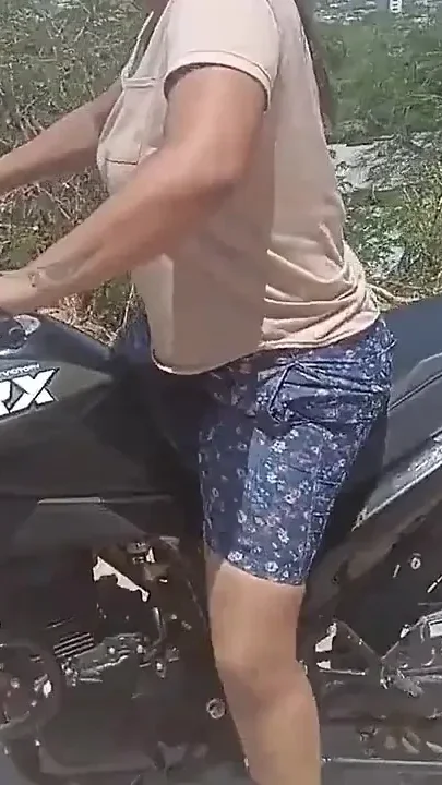 My Neighbor Fails to Ride the Motorcycle but She Doesn't Fail to Take My Cock