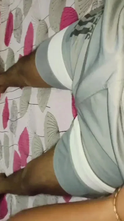 DESI INDIAN SISTER MASTERBATE STEPBROTHER'S BIG BLACK COCK XXX Clip 1