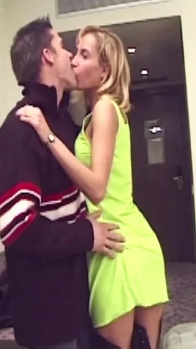 Gorgeous Sophie Evans Gets Her Asshole Fucked