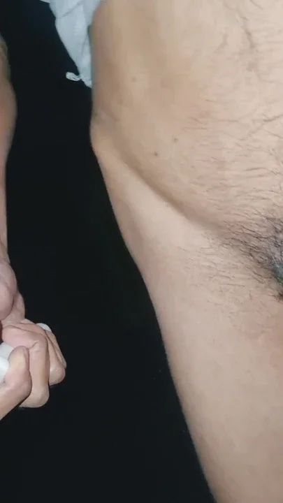 in the forest pissing and cumming Clip 1