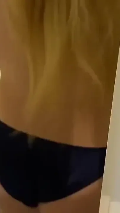 He Made Me Do a Blowjob and Give in the Pussy