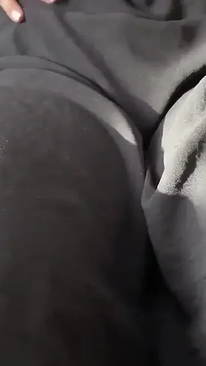 Arab Wife Masturbates Pussy Close up