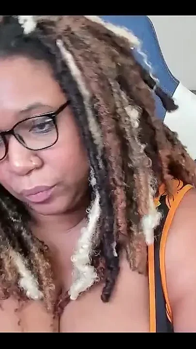 Josie Kiss
