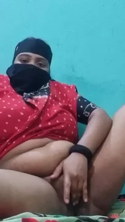 No Audience Needed Just Me Clip 1