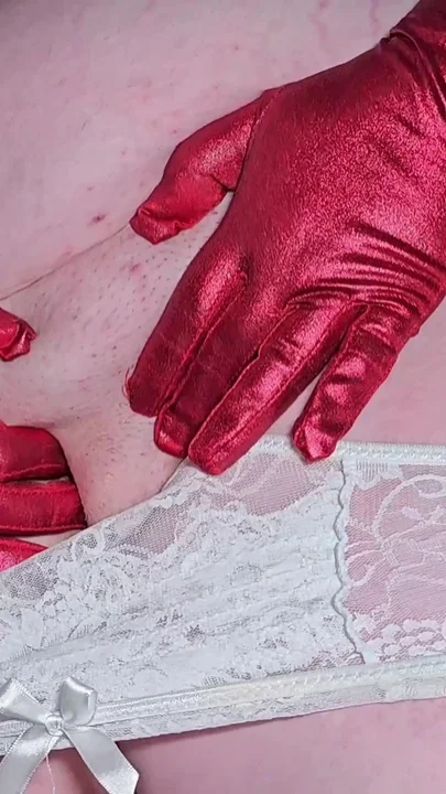 Boss and Secretary Play Dirty Games in the Kitchencum on Her Panties Ladybottox