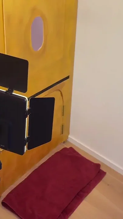 Gold Gloryhole - I Just Wanted to Suck Him Slow Then the Real Shock Came