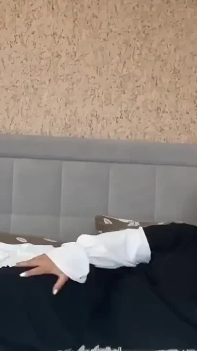 Arab MILF in Sheer Pantyhose Masturbates Pussy