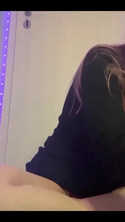 Ride to the Big Dildo Two Dildo Fucking Tight Pussy