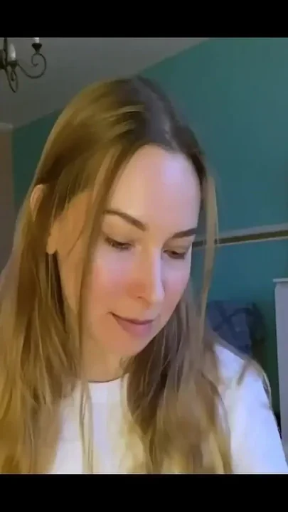 Cutie Weep and Jerking off
