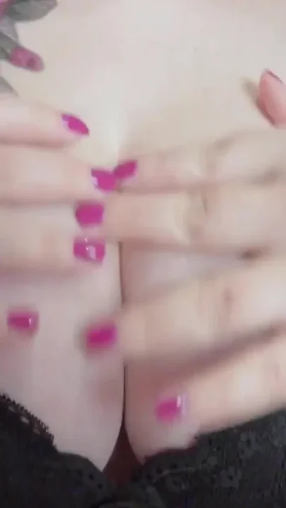 Busty Step-sister Does Titjob in Bra Clothed Titfuck in Bra