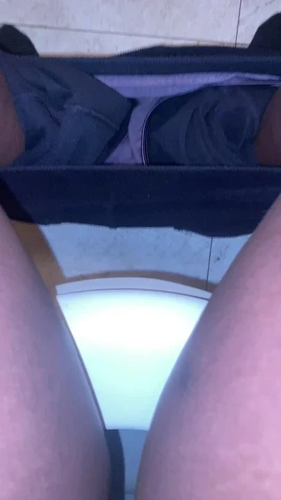 1 2 1 2 3 releases the pee pissing