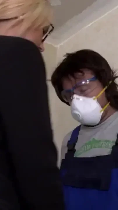 Irresistible slut gets fucked on the construction site