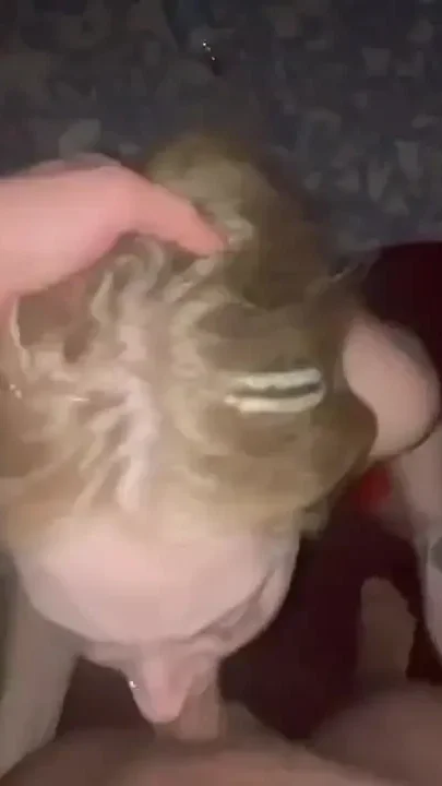 Homemade Porn Video with Sexy Blonde in Stockings Cum Inside Pussy