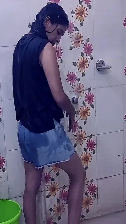 Fuck Indian Stepsister in Bathroom