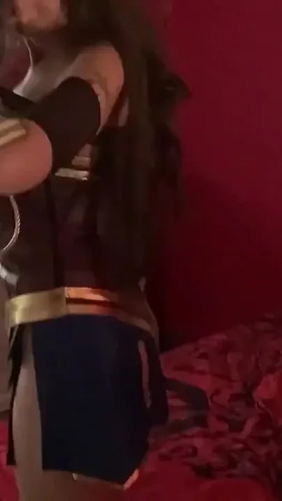 That Wonder Woman Cocksucker and Her Favorite Cock