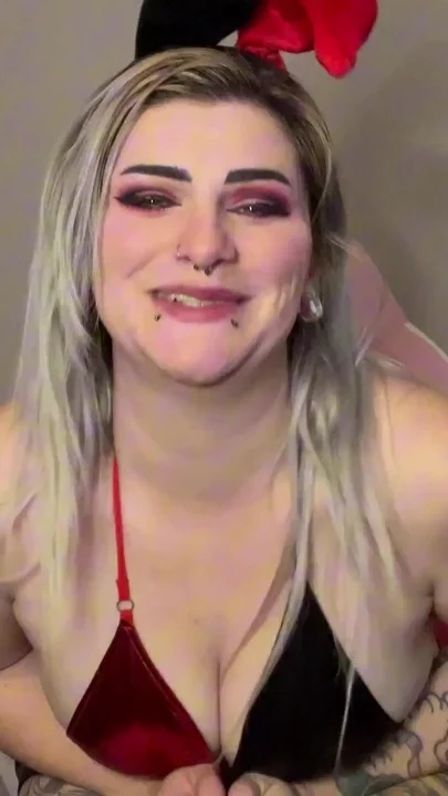 Bunny Girl Gets Soaked in Squirt