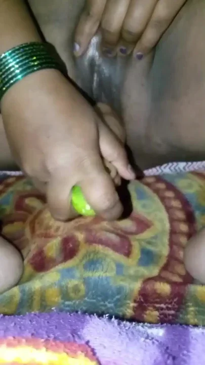 My pussy is very thirsty someone will lick my pussy Clip 1