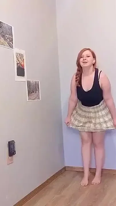 Fingering my cunt