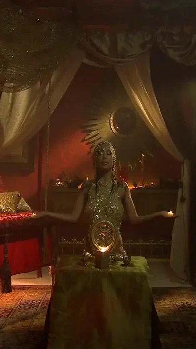 Latina Cleopatra Babe Gets Fucked by Big Dick