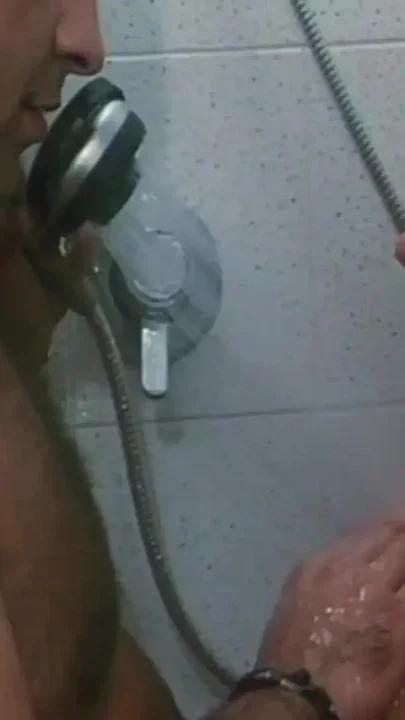 Fuck Under the Shower with Jacqueline