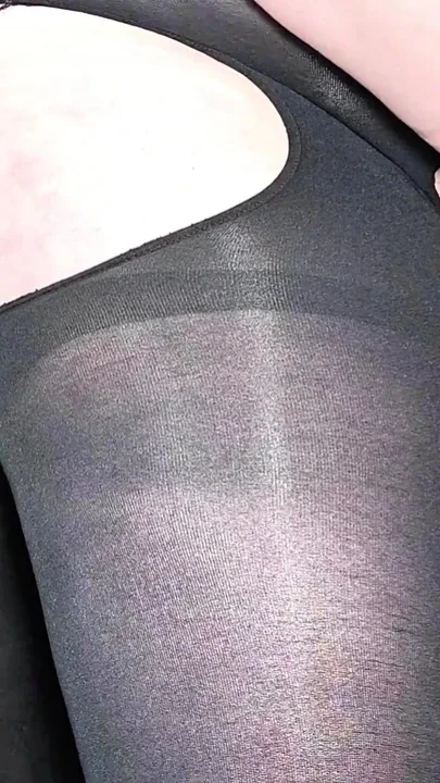 Fucking a Girl with a Angled Virgin Pick and Cum in Her cum on Nylon
