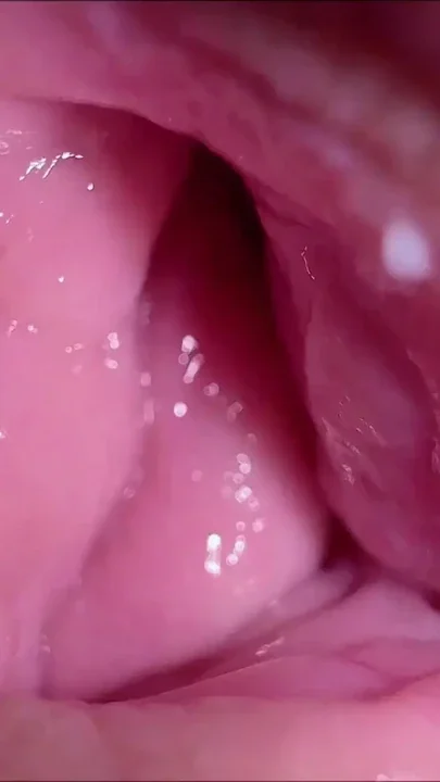 She has exquisite vaginal gapes and I filmed them close up Clip 1