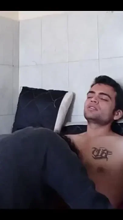 Wants to Nail Herself