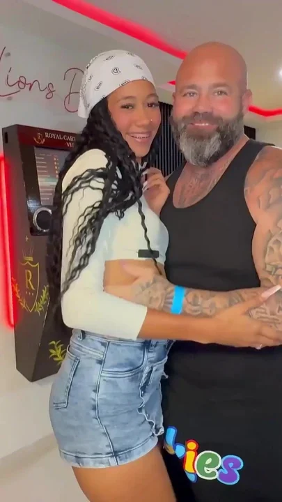 Young Colombian Girl First Ever Time on Film Fucks Older Man