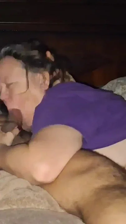 Mature girlfriend sucks my dick balls and ass before sex Clip 1