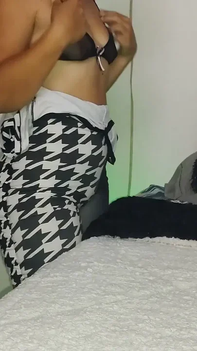 Dirty Lil Midget Vol9