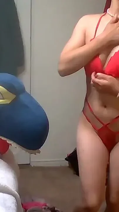 Teen Japanese Sexy Body in Red Bikini Fucking Dildo