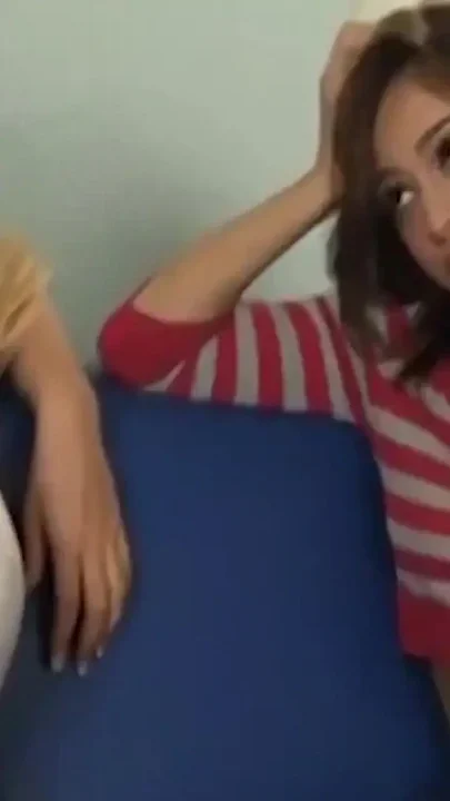 Pussy Juice Rubbing Lesbian Scissoring with Cougar MILF