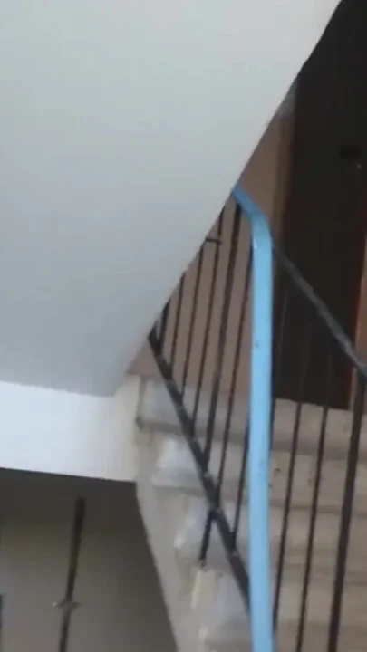 Sucking my cock in the entrance 3